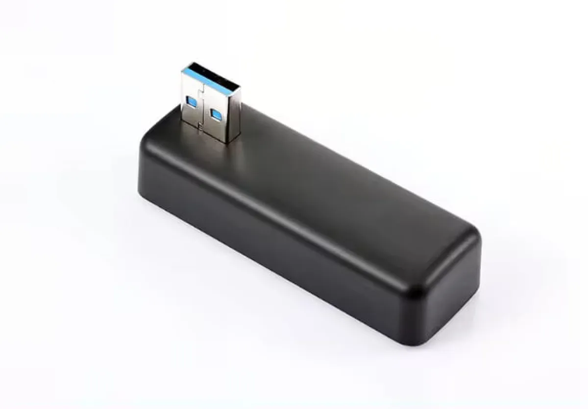 USB hub for the Model 3 Highland