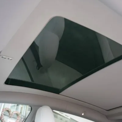 Electric Roof Sunshade for the Model Y